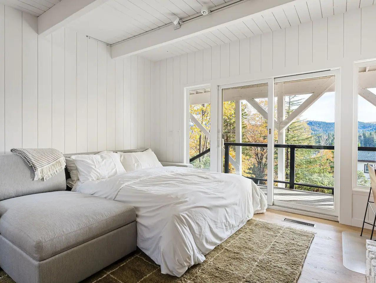 The Best Sleeper Sofa for your Home or Airbnb