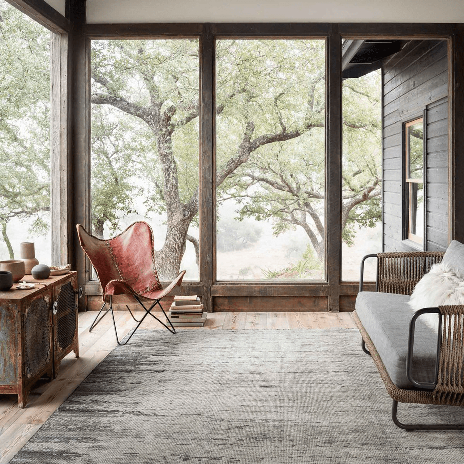 Amara Hand Knotted Rug in Silver/Dark Grey - Urban Natural Home Furnishings