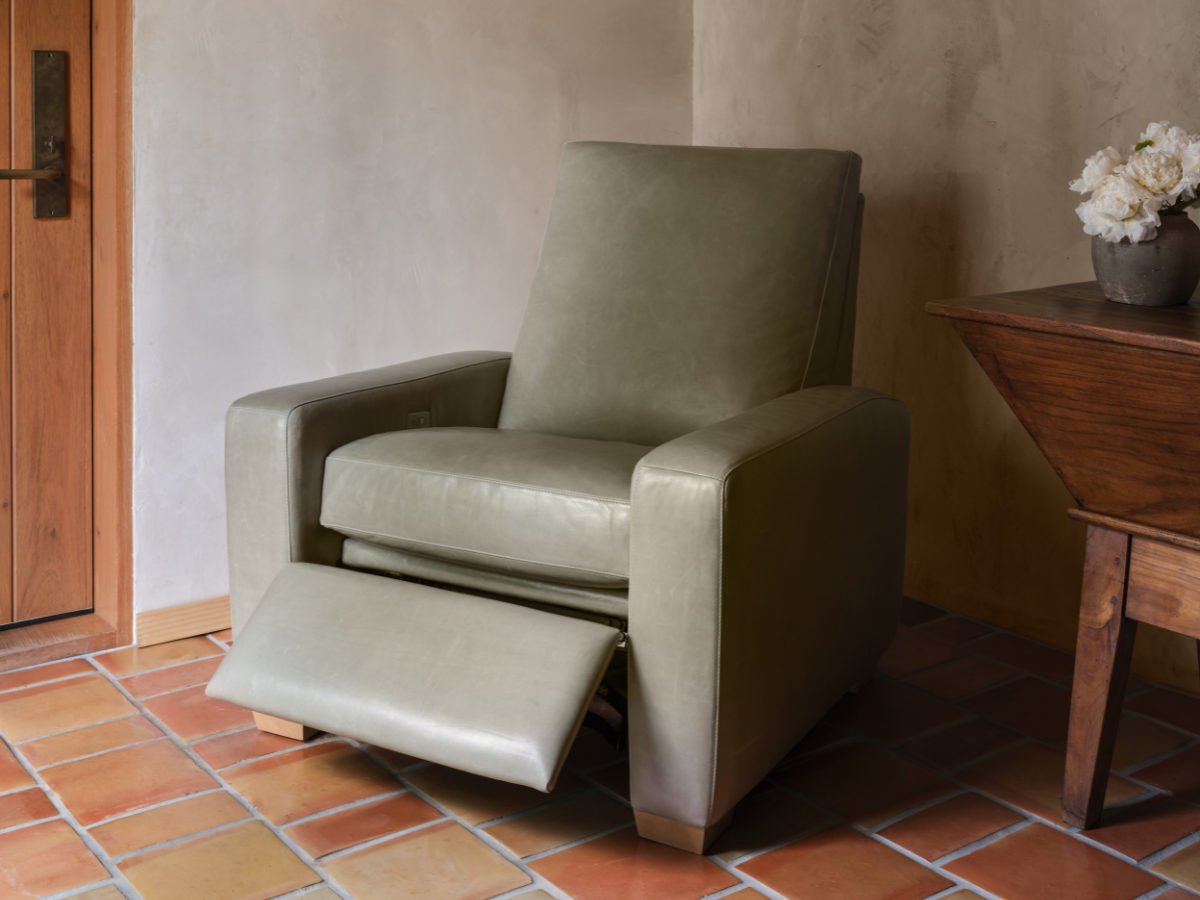 How to Choose the Best Recliner: A Complete Buying Guide