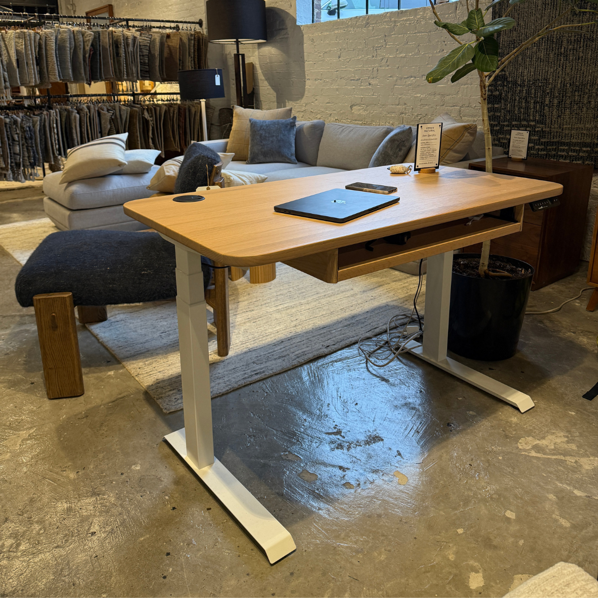 Copeland Invigo Desk - Thumbnail 2