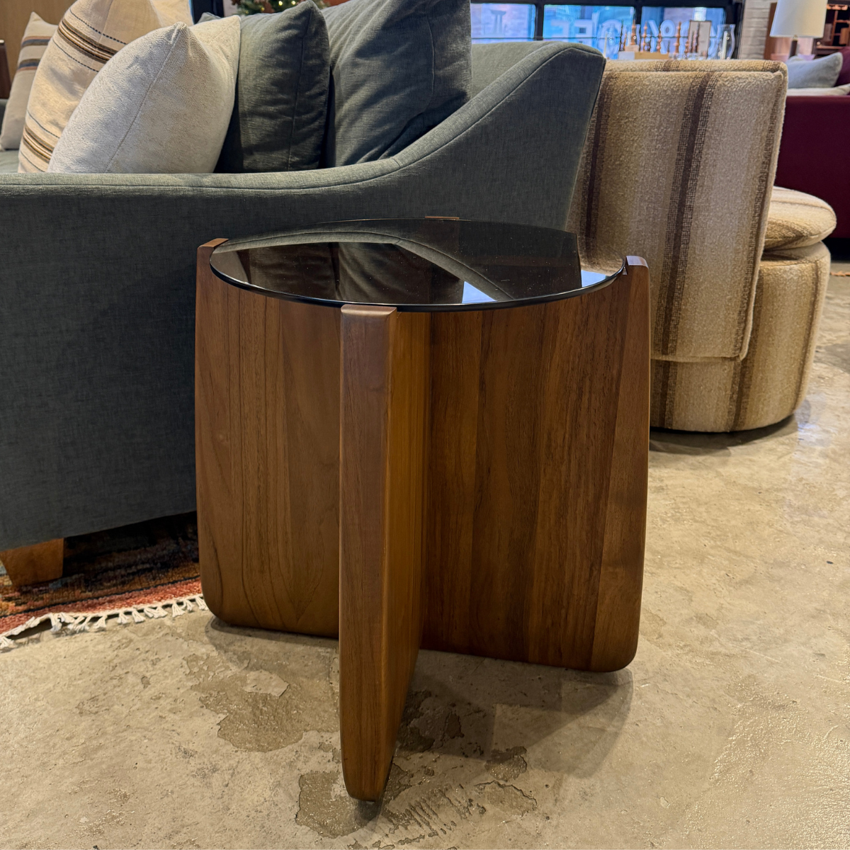 Rowe Nova End Table - Thumbnail 4