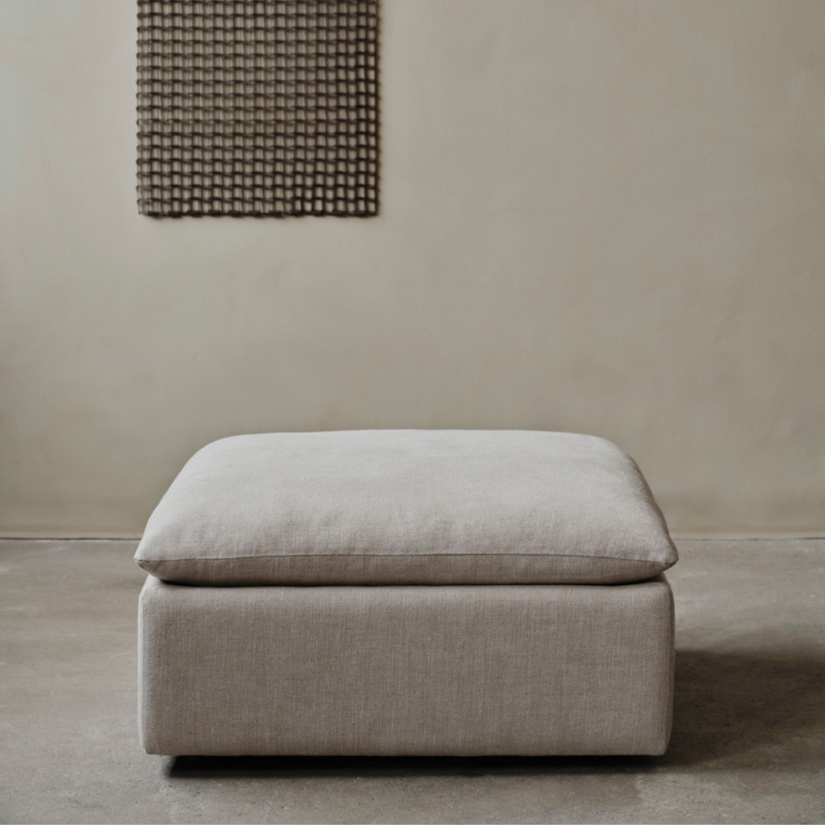 Versa Ottoman - Thumbnail 2