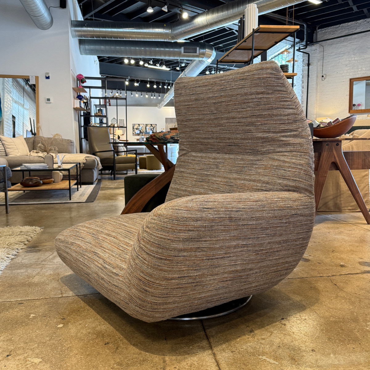 Whitby Swivel Glider Chair - Thumbnail 5