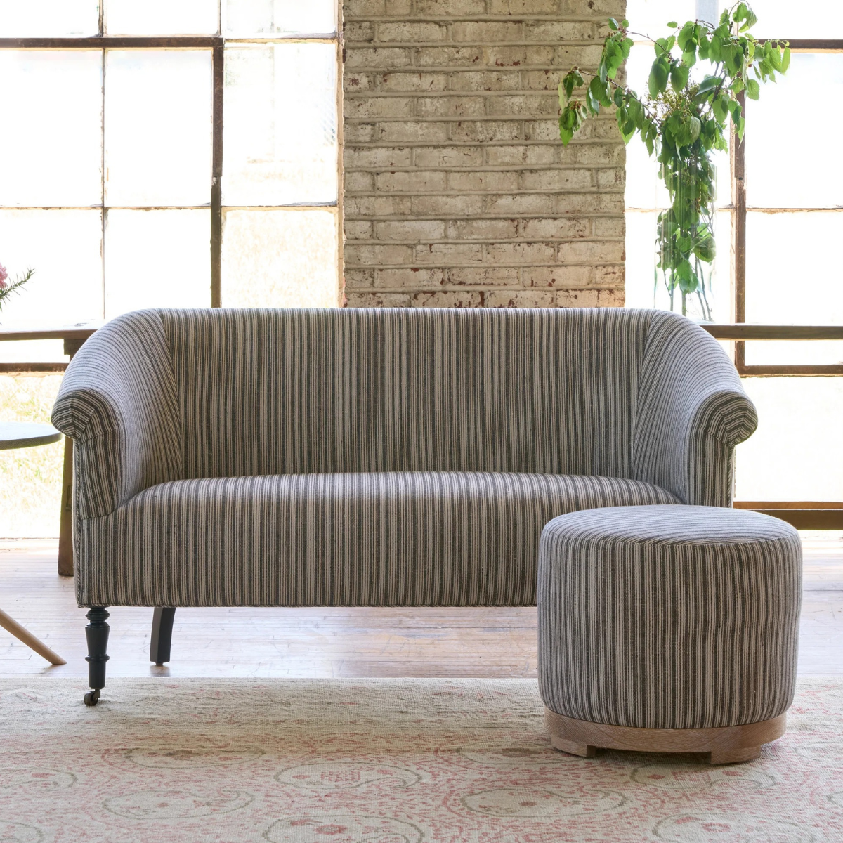 Cisco Home Jane Loveseat - Thumbnail 5