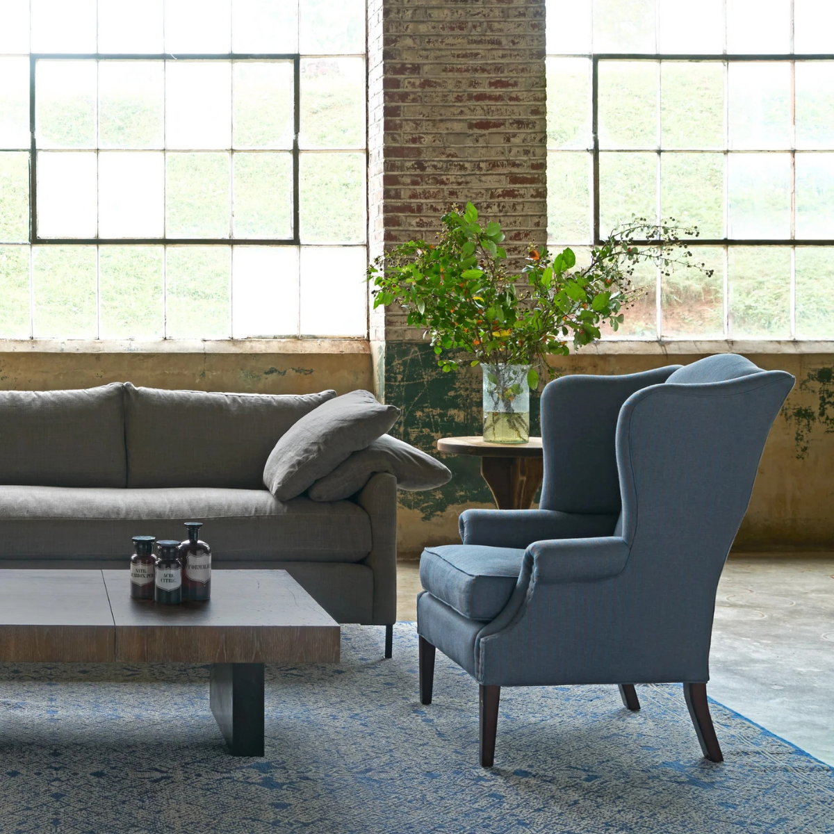 Thorn Tail Wing Chair - Thumbnail 3