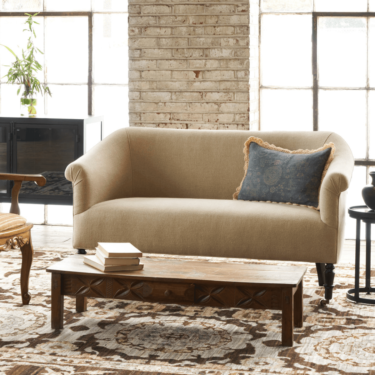 Cisco Home Jane Loveseat - Thumbnail 4