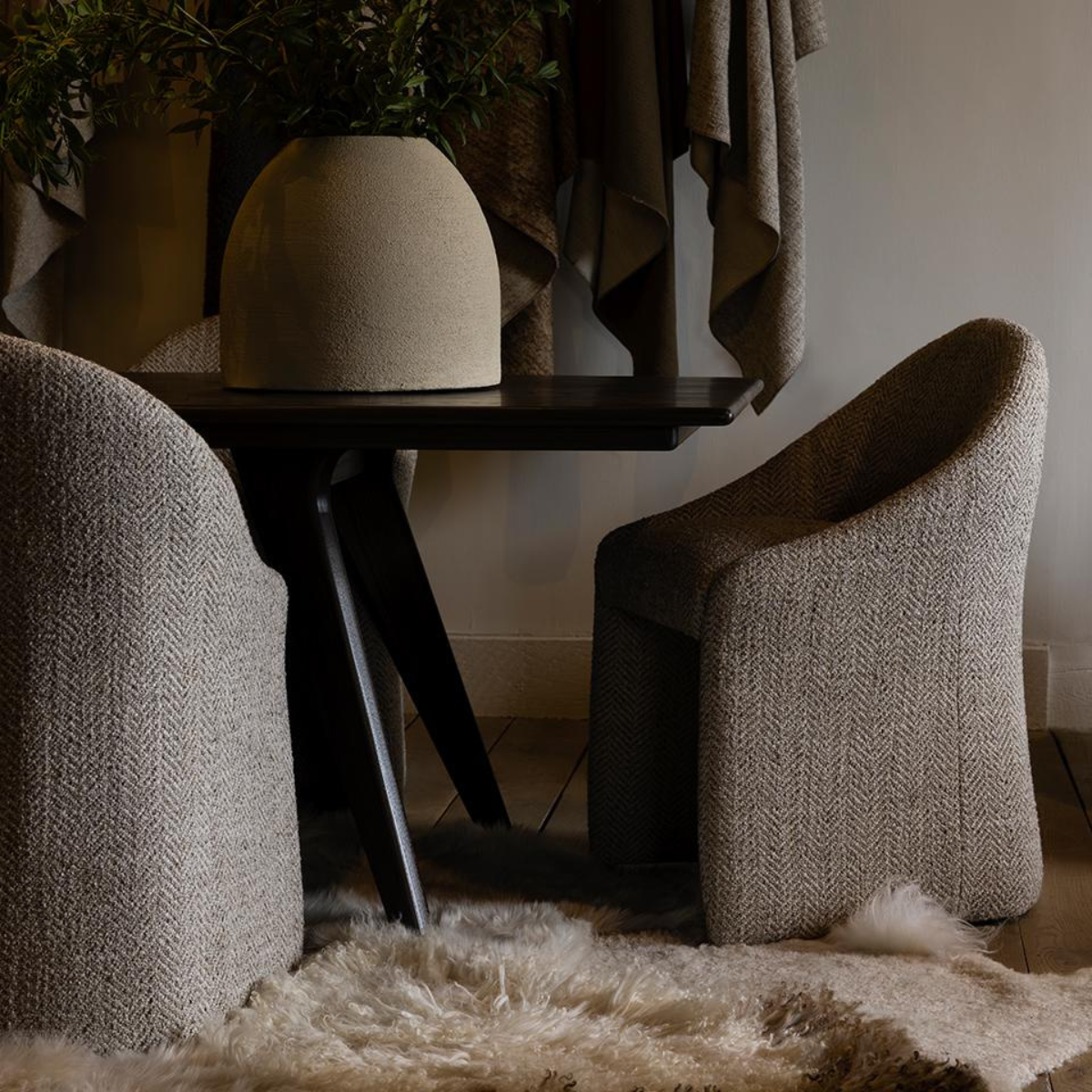 Verellen Eleanor Dining Chair - Thumbnail 3