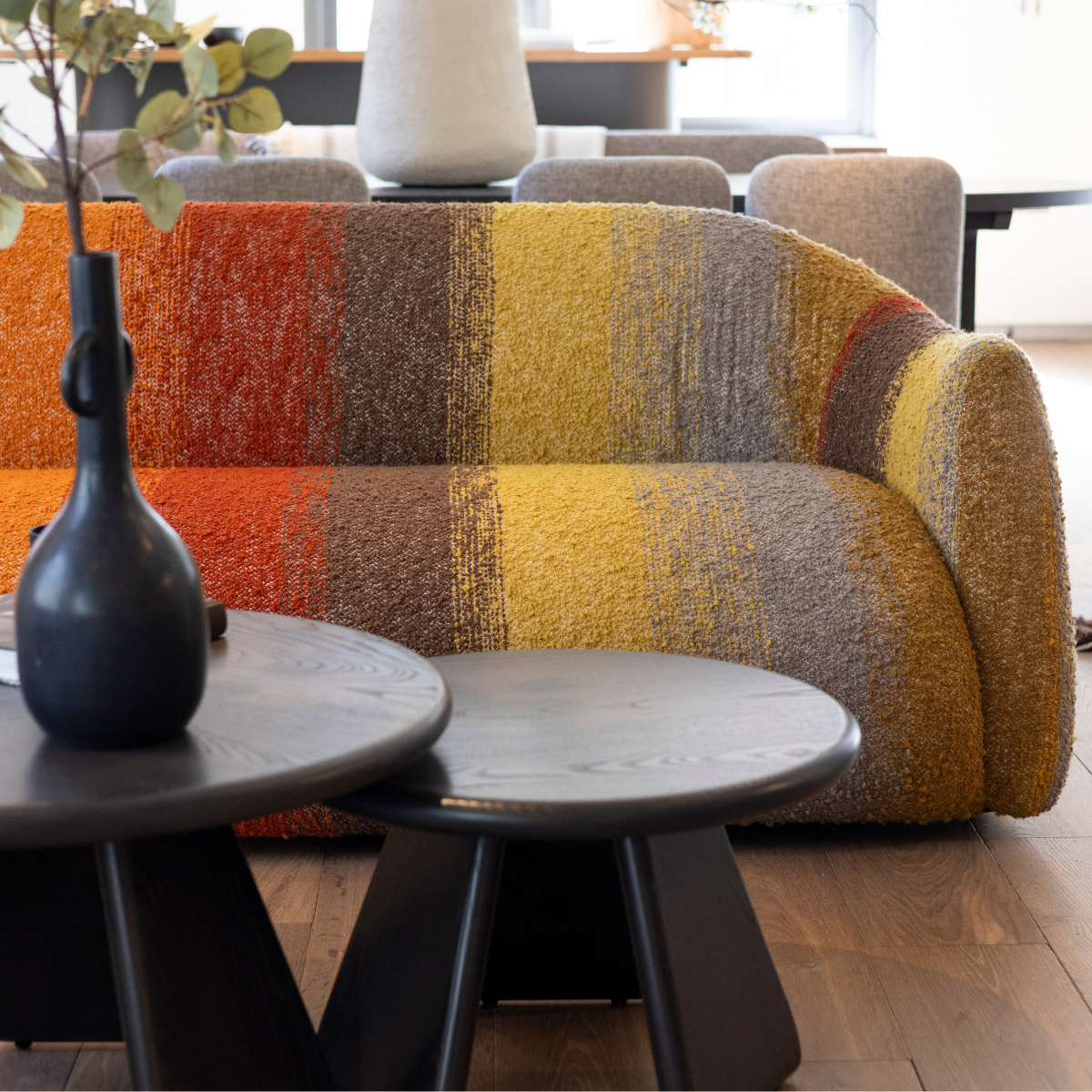Mina Sofa - Thumbnail 3