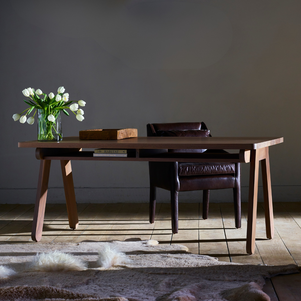 Pamplona Desk - Thumbnail 2