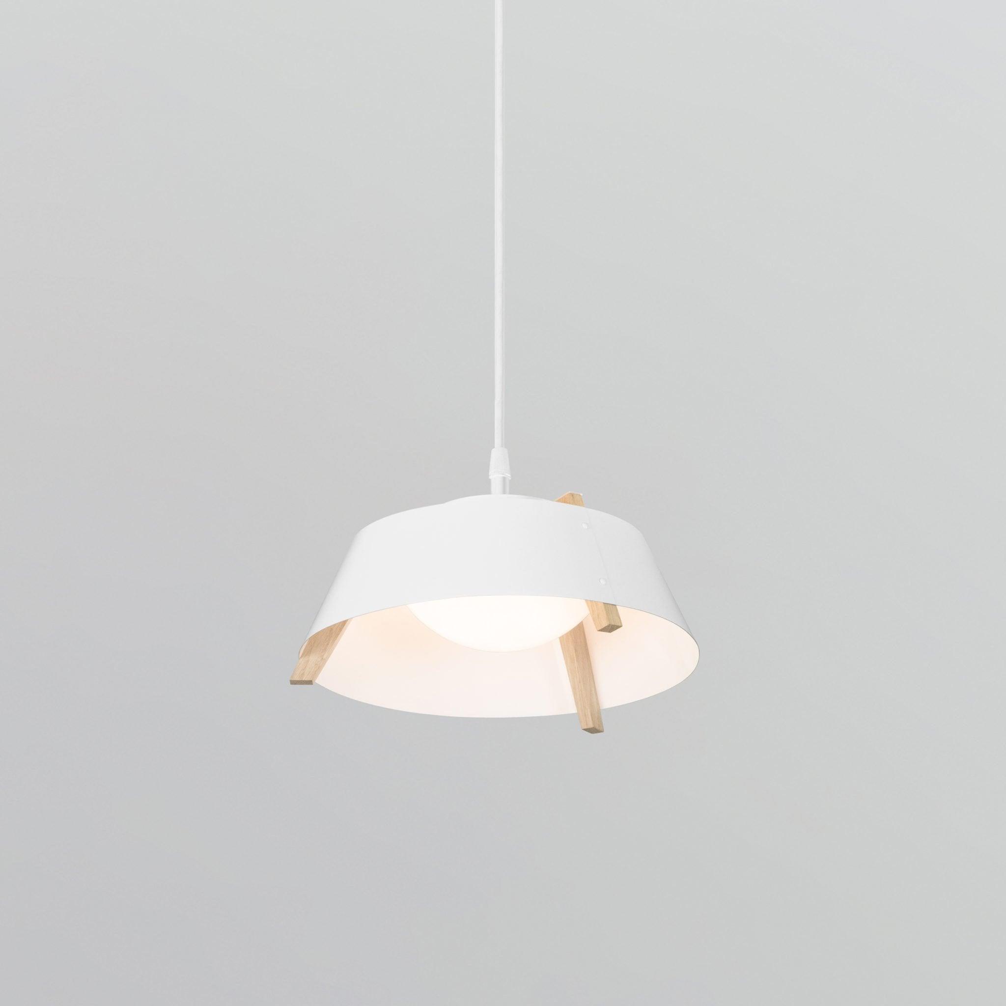 Cerno Casia Pendant