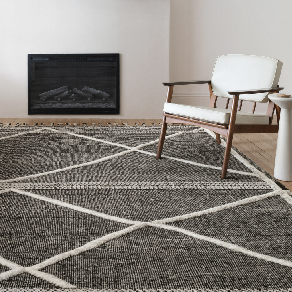 Iman Hand Knotted Rug in Beige/Charcoal - Urban Natural Home Furnishings