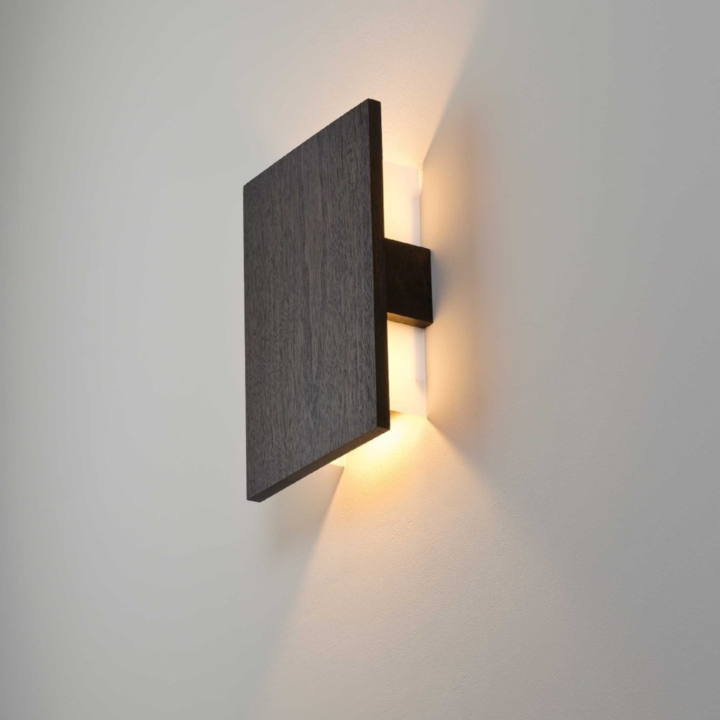 Tersus Sconce by Cerno