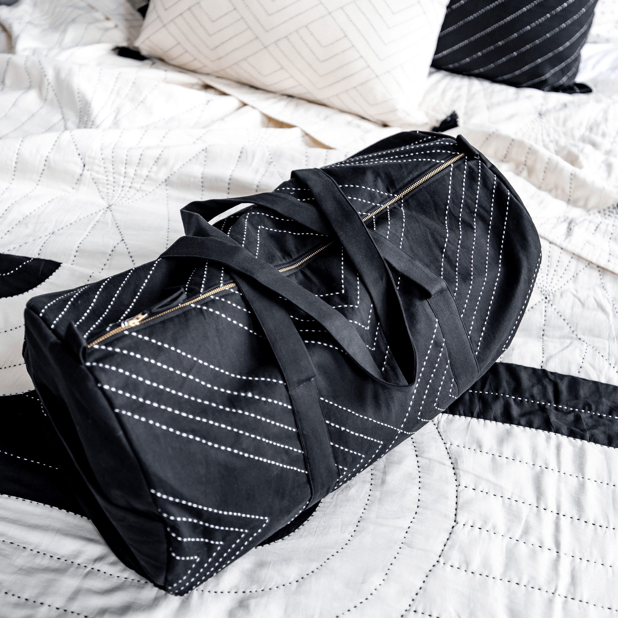 Anchal Arrow-Stitch Duffel Bag - Thumbnail 2