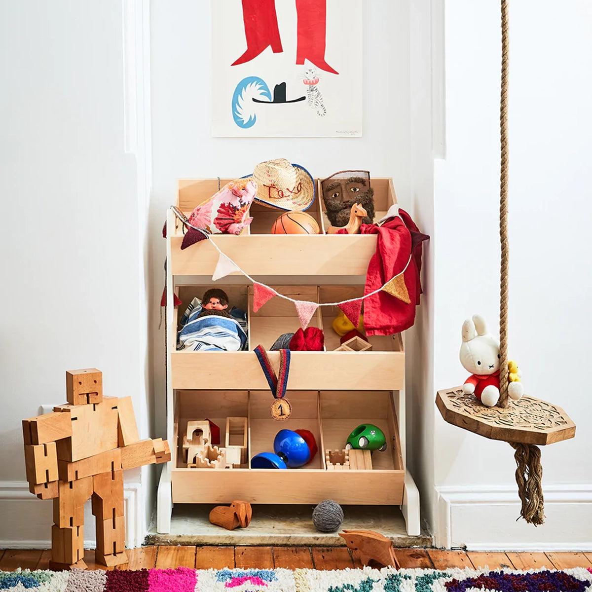 Stores that online sell toy boxes