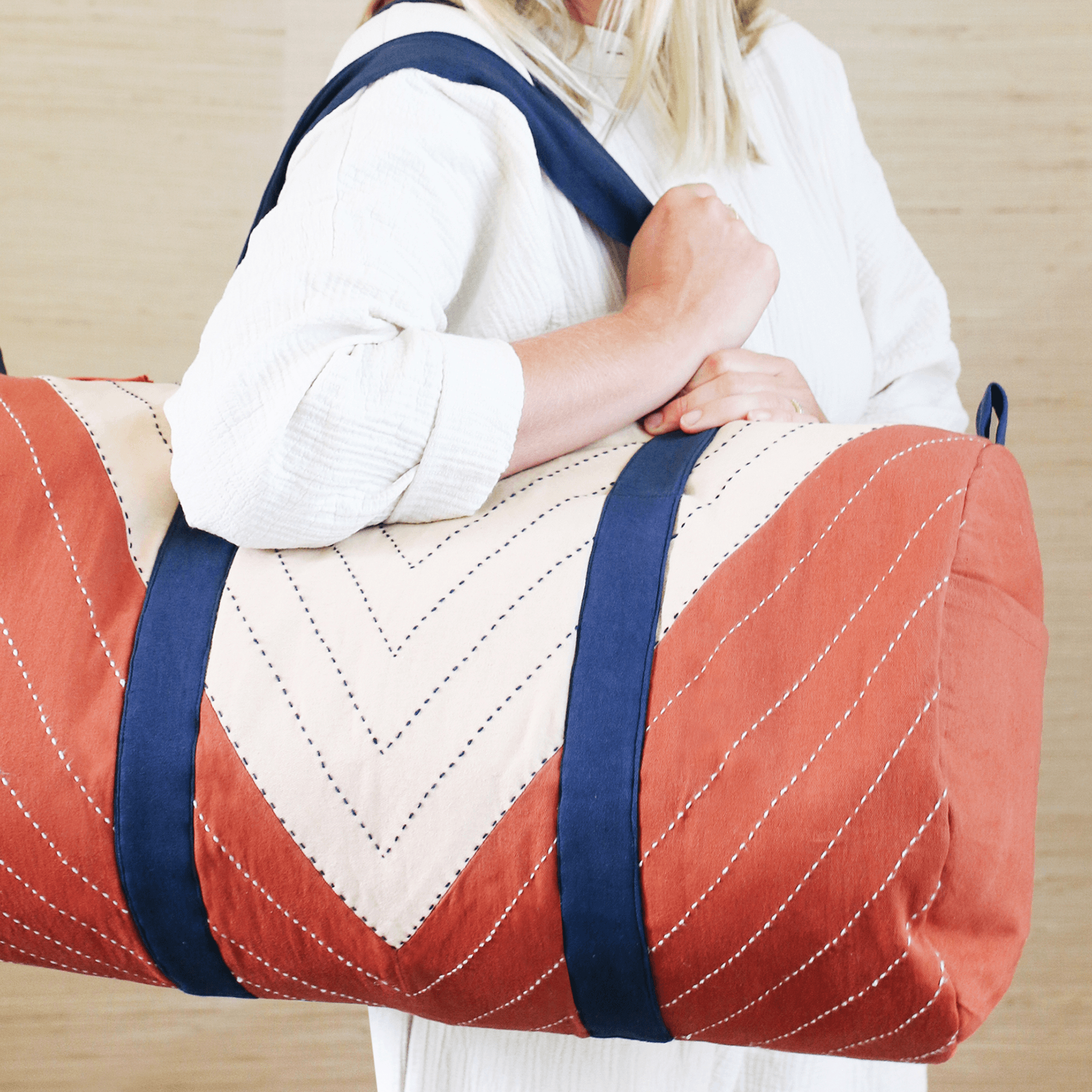 Anchal Weekender Duffel Bag - Thumbnail 3