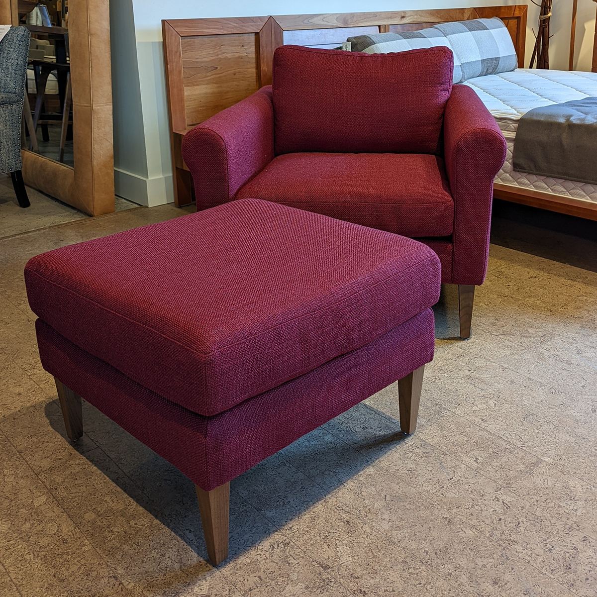 Armchair with matching ottoman 2025